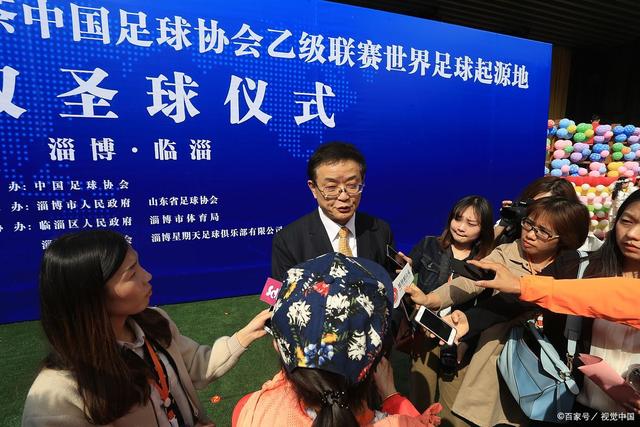 阿斯：拉波尔塔受邀参加欧冠决赛前的晚宴，但不会看决赛